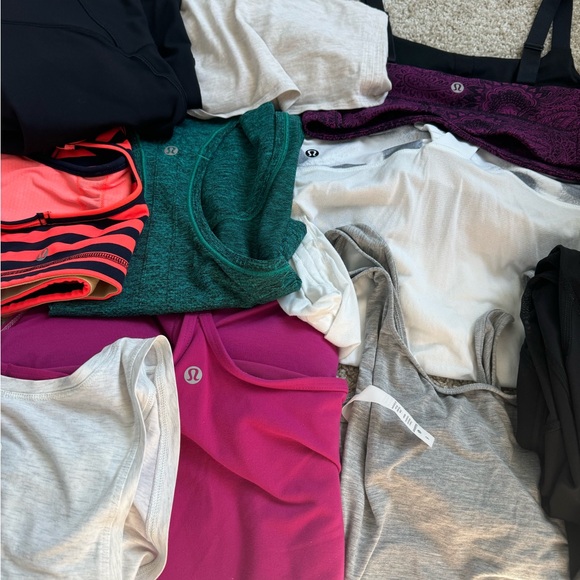 Lululemon Bundle Legging Tanks and Define Jacket - Picture 8 of 12
